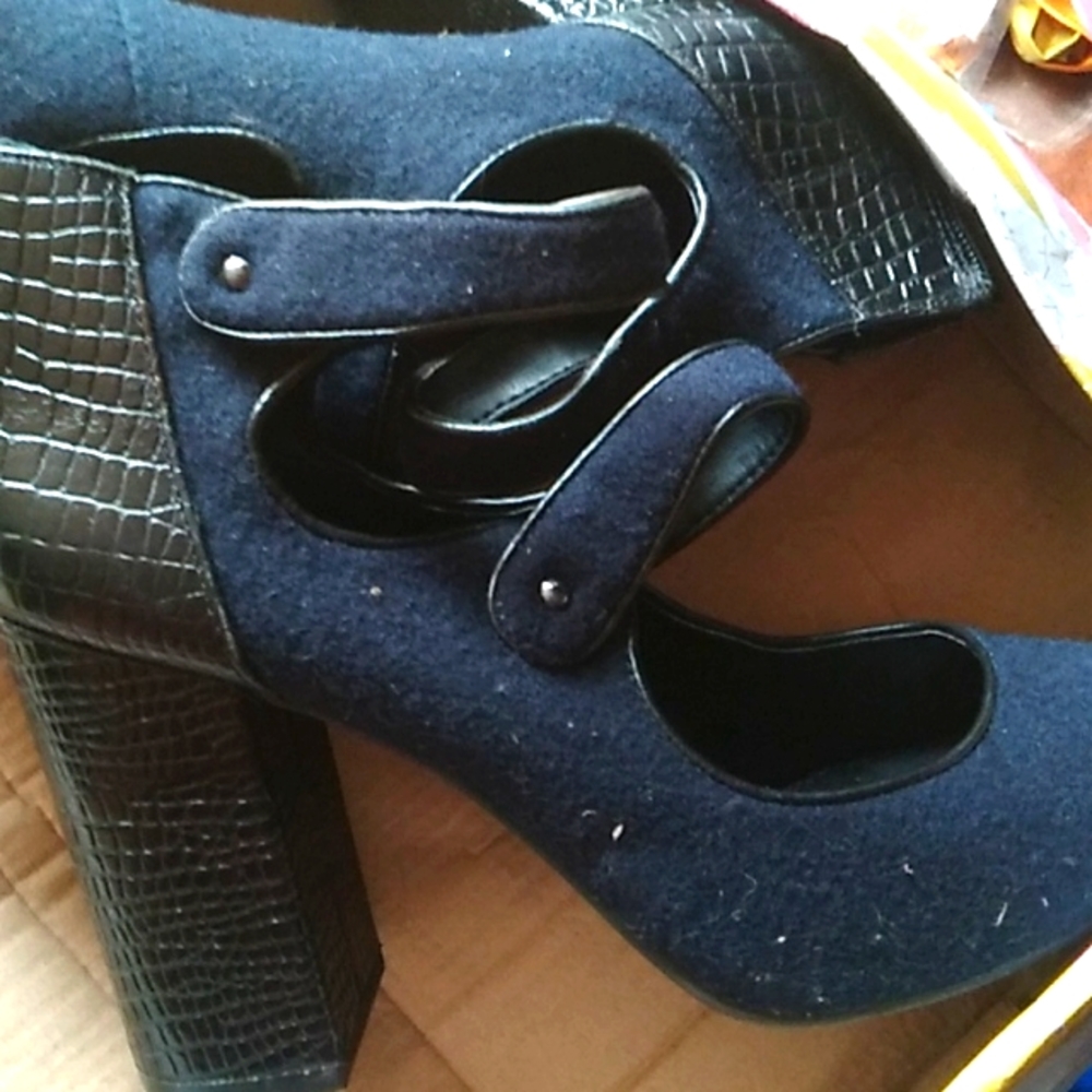 Ladies heels